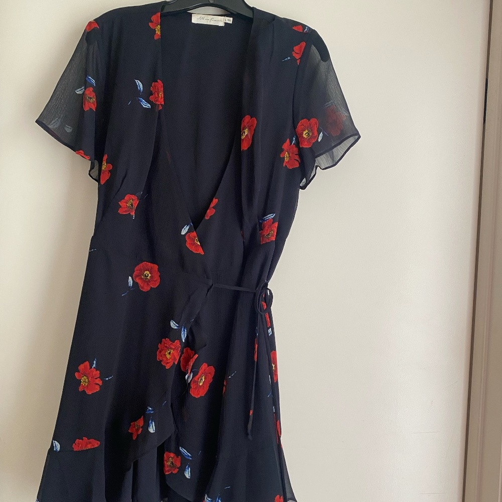 All in Favor floral flowy dress size L